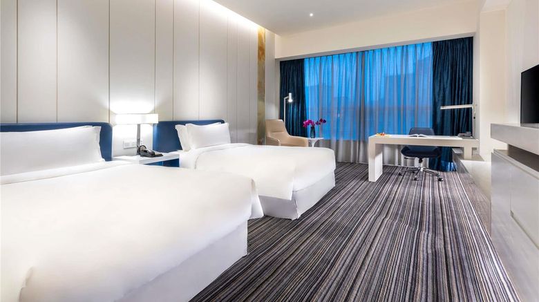 <b>Grand Mercure Shanghai Century Park Room</b>. Images powered by <a href="https://iceportal.shijigroup.com/" title="IcePortal" target="_blank">IcePortal</a>.
