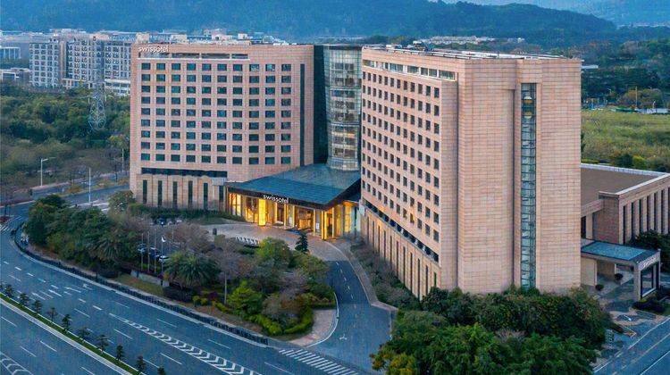 Swissotel Guangzhou Exterior