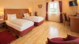 <b>Hotel Meridian Room</b>. Images powered by <a href="https://iceportal.shijigroup.com/" title="IcePortal" target="_blank">IcePortal</a>.