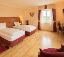 Hotel Meridian Room