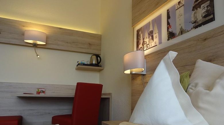 <b>AKZENT Hotel Landgasthof Murrer Room</b>. Images powered by <a href="https://iceportal.shijigroup.com/" title="IcePortal" target="_blank">IcePortal</a>.