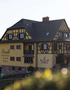 Arnold Hotel
