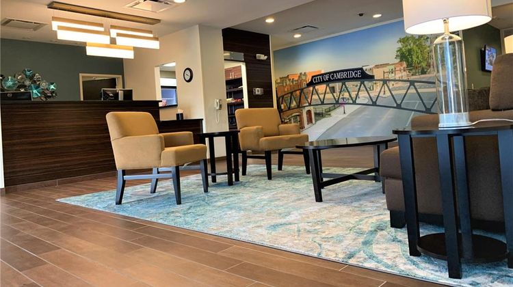 SureStay by Best Western Cambridge Lobby