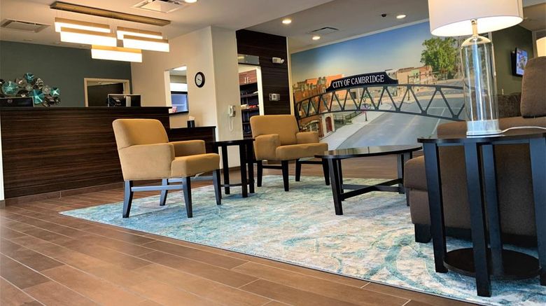 <b>SureStay by Best Western Cambridge Lobby</b>. Images powered by <a href="https://iceportal.shijigroup.com/" title="IcePortal" target="_blank">IcePortal</a>.