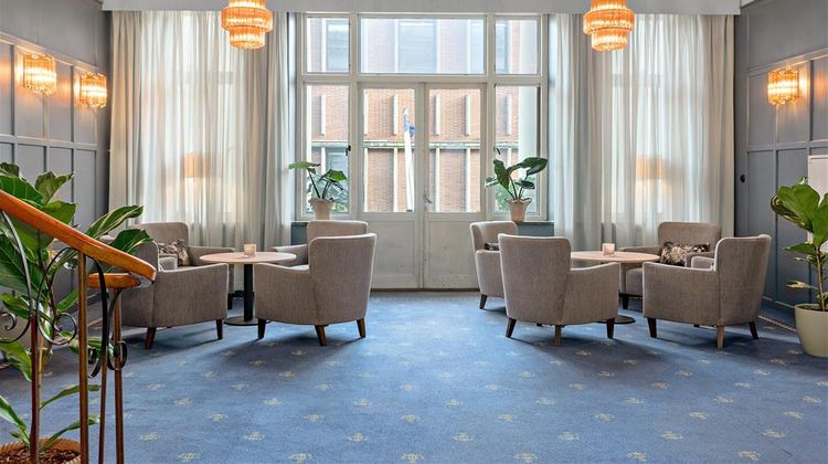 First Hotel Statt Lobby
