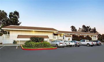 Super 8 by Wyndham Livermore