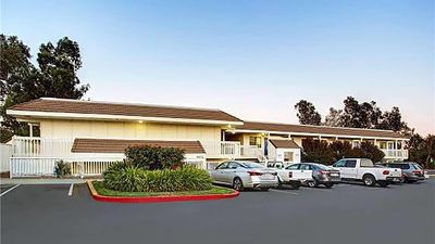 Super 8 by Wyndham Livermore
