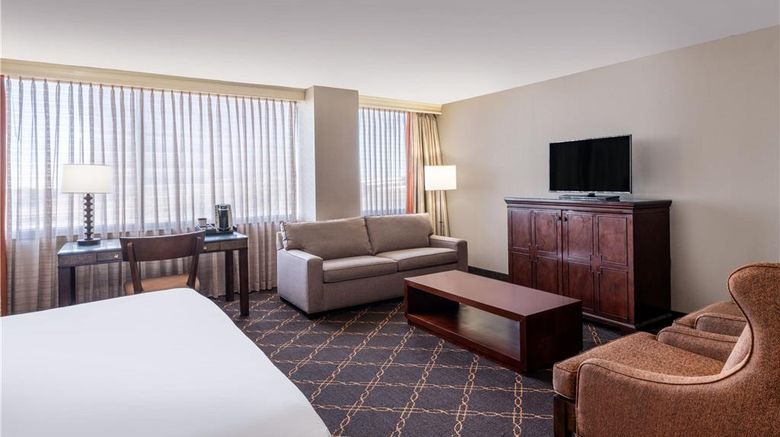 <b>Austin Southpark Hotel Room</b>. Images powered by <a href="https://iceportal.shijigroup.com/" title="IcePortal" target="_blank">IcePortal</a>.