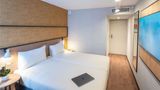 Ibis Paris Porte De Saint Ouen Room