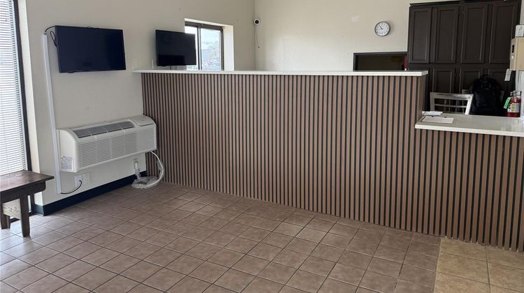 Best Western Plus Wichita West Airport Lobby