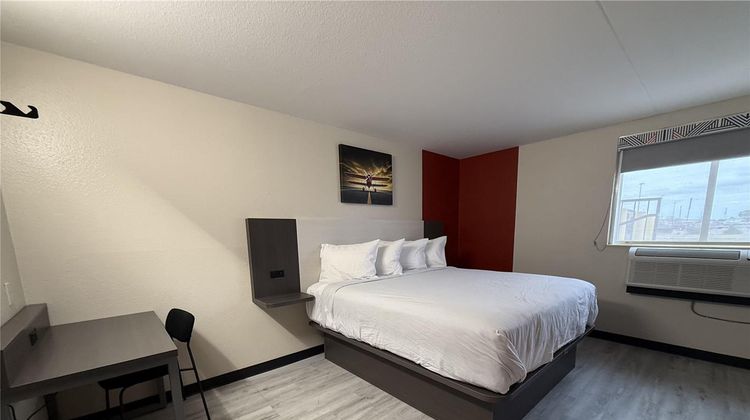 Best Western Plus Wichita West Airport Room