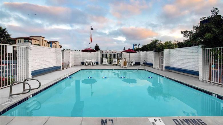 <b>Super 8 by Wyndham Santa Clara Pool</b>. Images powered by <a href="https://iceportal.shijigroup.com/" title="IcePortal" target="_blank">IcePortal</a>.