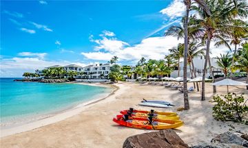 Hodges Bay Resort & Spa