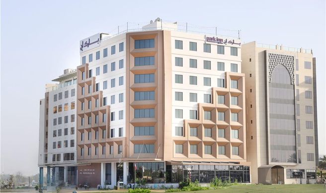 Park Inn by Radisson Muscat Exterior