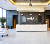 Park Inn by Radisson Muscat Lobby