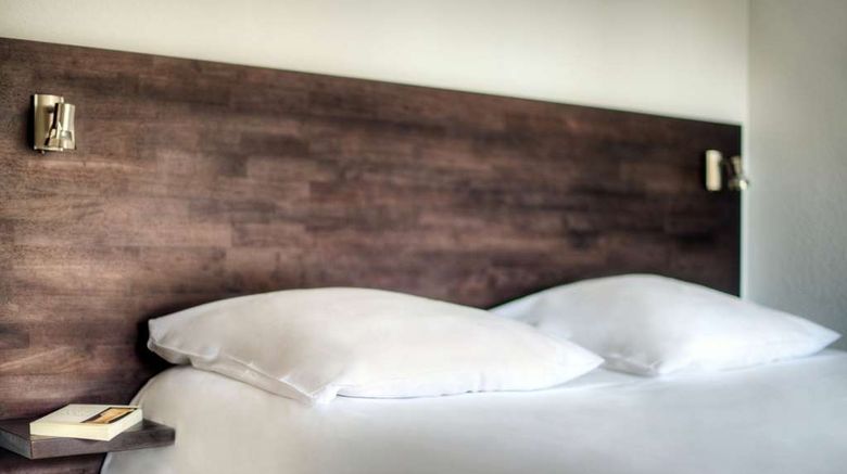 <b>Zenitude Hotel-Residence l'Acacia Suite</b>. Images powered by <a href="https://iceportal.shijigroup.com/" title="IcePortal" target="_blank">IcePortal</a>.