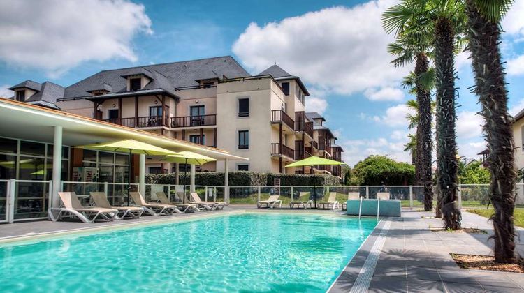 Zenitude Hotel-Residence l'Acacia Pool