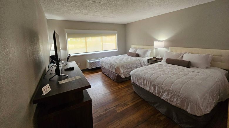 <b>Clarion Pointe South Portland Room</b>. Images powered by <a href="https://iceportal.shijigroup.com/" title="IcePortal" target="_blank">IcePortal</a>.