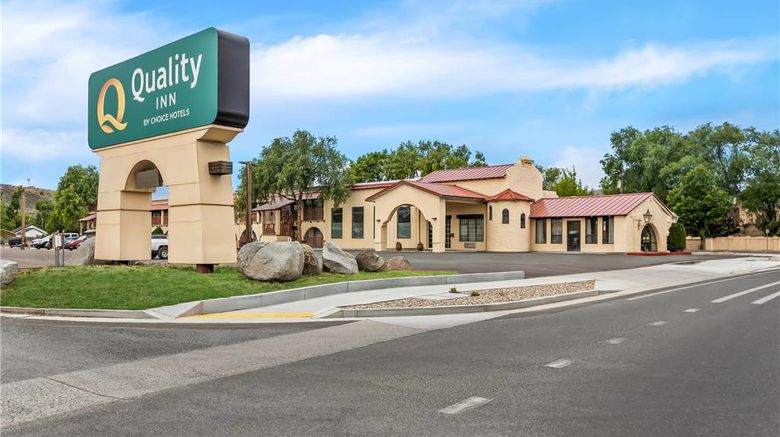 <b>Quality Inn Exterior</b>. Images powered by <a href="https://iceportal.shijigroup.com/" title="IcePortal" target="_blank">IcePortal</a>.