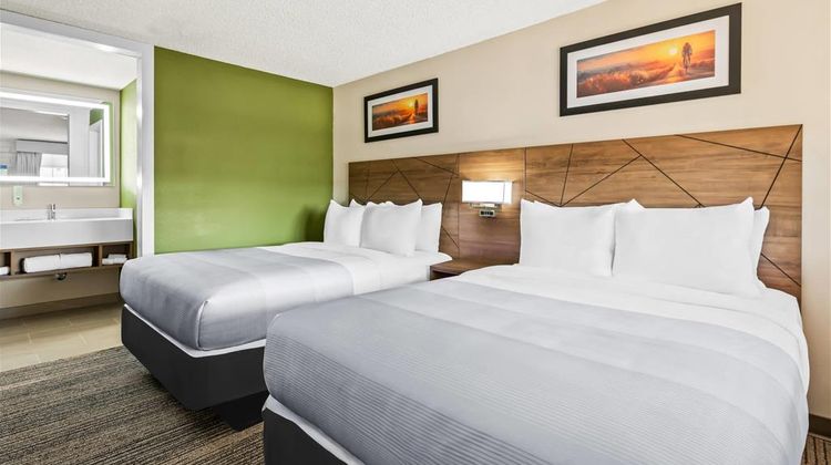 Quality Inn Room