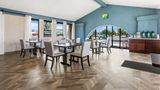 <b>Quality Inn Restaurant</b>. Images powered by <a href="https://iceportal.shijigroup.com/" title="IcePortal" target="_blank">IcePortal</a>.