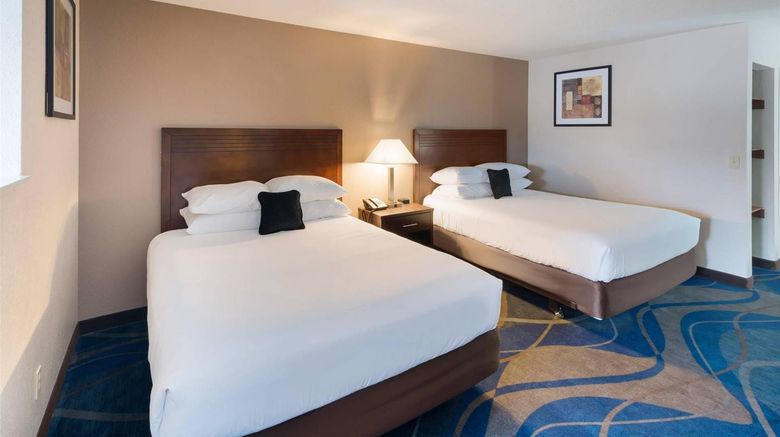 <b>Quality Inn & Suites Tri-Cities Suite</b>. Images powered by <a href="https://iceportal.shijigroup.com/" title="IcePortal" target="_blank">IcePortal</a>.