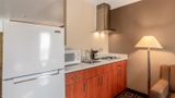 Quality Inn & Suites Tri-Cities Room