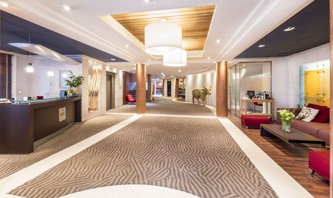 Hotel Le Pre Carre Lobby