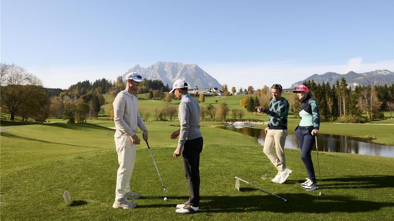 <b>Schloss Pichlarn Hotel Golf</b>. Images powered by <a href="https://iceportal.shijigroup.com/" title="IcePortal" target="_blank">IcePortal</a>.