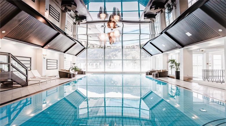 <b>Schloss Pichlarn Hotel Pool</b>. Images powered by <a href="https://iceportal.shijigroup.com/" title="IcePortal" target="_blank">IcePortal</a>.
