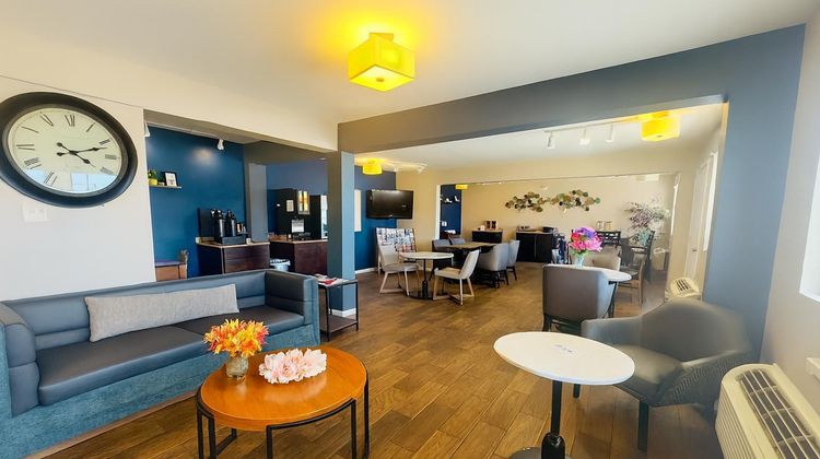 Red Lion Inn & Suites Junction City Lobby