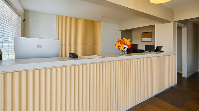 <b>Red Lion Inn & Suites Junction City Lobby</b>. Images powered by <a href="https://iceportal.shijigroup.com/" title="IcePortal" target="_blank">IcePortal</a>.
