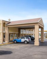 Red Lion Inn & Suites Junction City