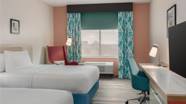 <b>Hilton Garden Hutchinson Room</b>. Images powered by <a href="https://iceportal.shijigroup.com/" title="IcePortal" target="_blank">IcePortal</a>.