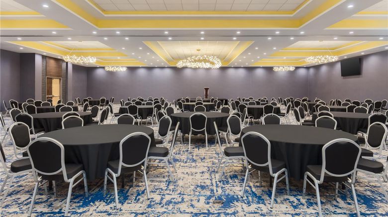 <b>Hilton Garden Hutchinson Meeting</b>. Images powered by <a href="https://iceportal.shijigroup.com/" title="IcePortal" target="_blank">IcePortal</a>.
