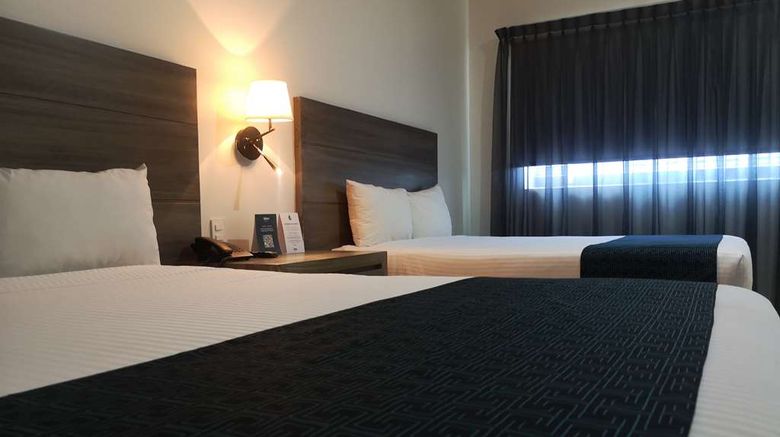 <b>Hotel Monterreal Suite</b>. Images powered by <a href="https://iceportal.shijigroup.com/" title="IcePortal" target="_blank">IcePortal</a>.