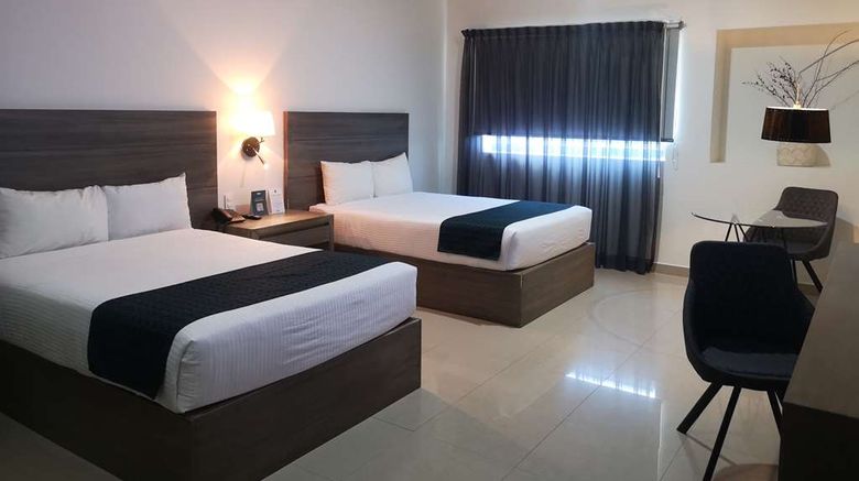 <b>Hotel Monterreal Suite</b>. Images powered by <a href="https://iceportal.shijigroup.com/" title="IcePortal" target="_blank">IcePortal</a>.