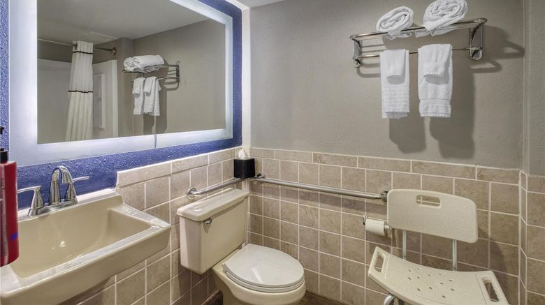 <b>SureStay by Best Western Greenville Room</b>. Images powered by <a href="https://iceportal.shijigroup.com/" title="IcePortal" target="_blank">IcePortal</a>.