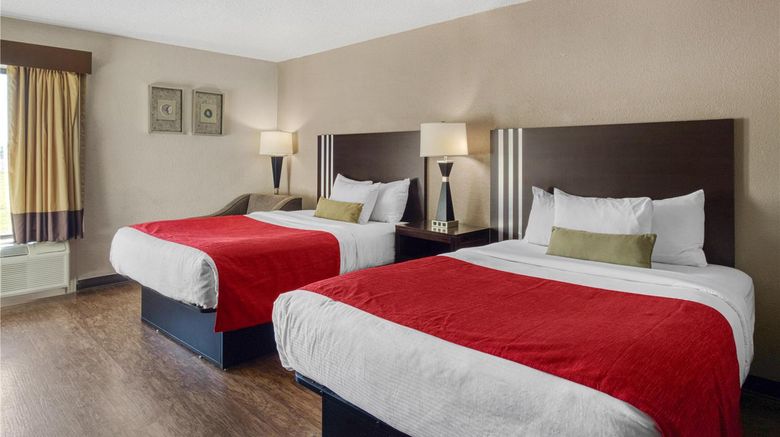 <b>SureStay by Best Western Greenville Room</b>. Images powered by <a href="https://iceportal.shijigroup.com/" title="IcePortal" target="_blank">IcePortal</a>.