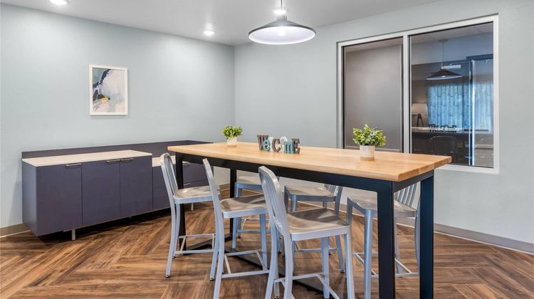 WoodSpring Suites Savannah West Ellabell Lobby