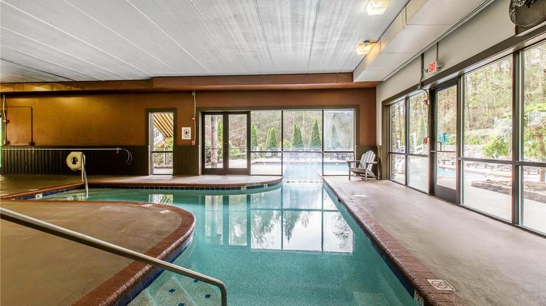 <b>Hilton Vacation Club MountainLoft Gatlin Pool</b>. Images powered by <a href="https://iceportal.shijigroup.com/" title="IcePortal" target="_blank">IcePortal</a>.
