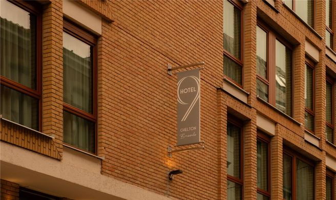 9Hotel Chelton Exterior