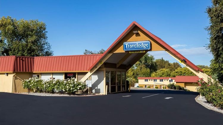 Travelodge Red Bluff Exterior