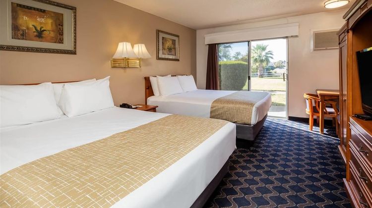 Travelodge Red Bluff Room