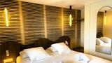 <b>Best Western Hotel Le Crystal Dinard Room</b>. Images powered by <a href="https://iceportal.shijigroup.com/" title="IcePortal" target="_blank">IcePortal</a>.