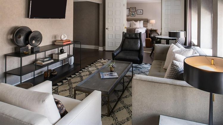 Claridge House Chicago Room