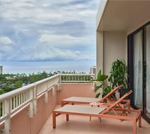 The Ambassador Hotel of Waikiki Room