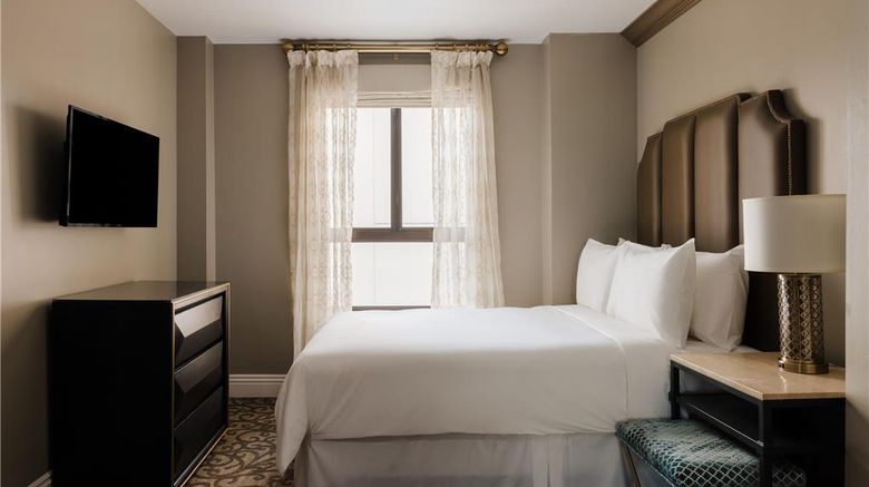 Hotel Bijou Room. Images powered by <a href="https://iceportal.shijigroup.com" target="_blank" rel="noopener">Ice Portal</a>.
