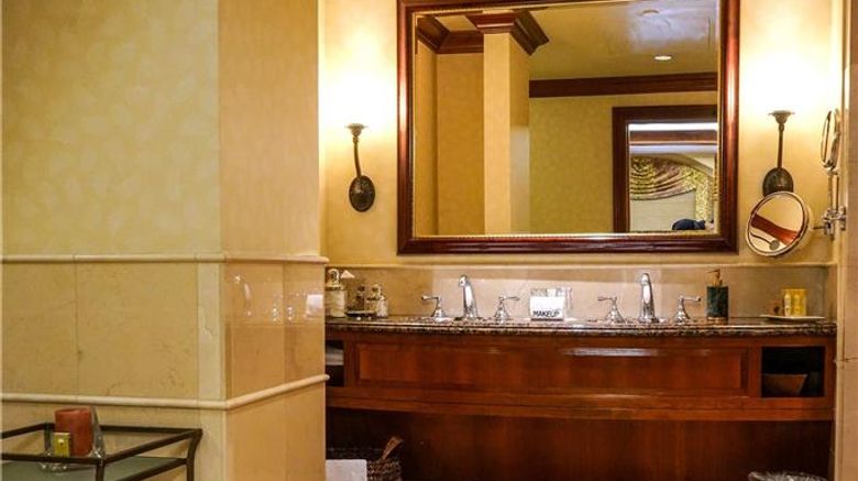 <b>The Rose Hotel Suite</b>. Images powered by <a href="https://iceportal.shijigroup.com/" title="IcePortal" target="_blank">IcePortal</a>.