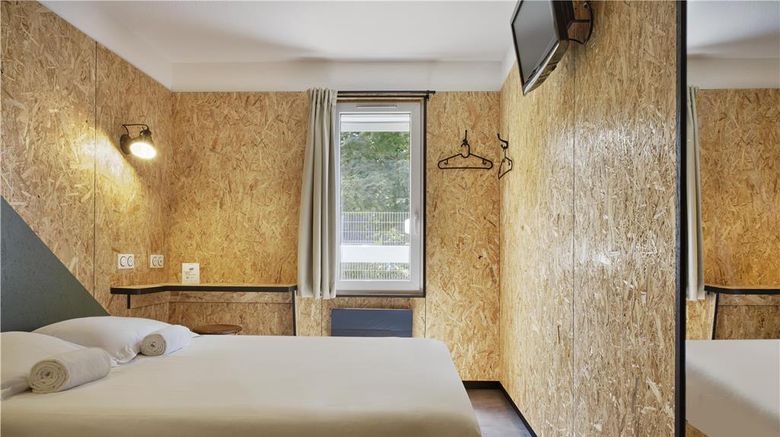 <b>Hotel Moustache Room</b>. Images powered by <a href="https://iceportal.shijigroup.com/" title="IcePortal" target="_blank">IcePortal</a>.